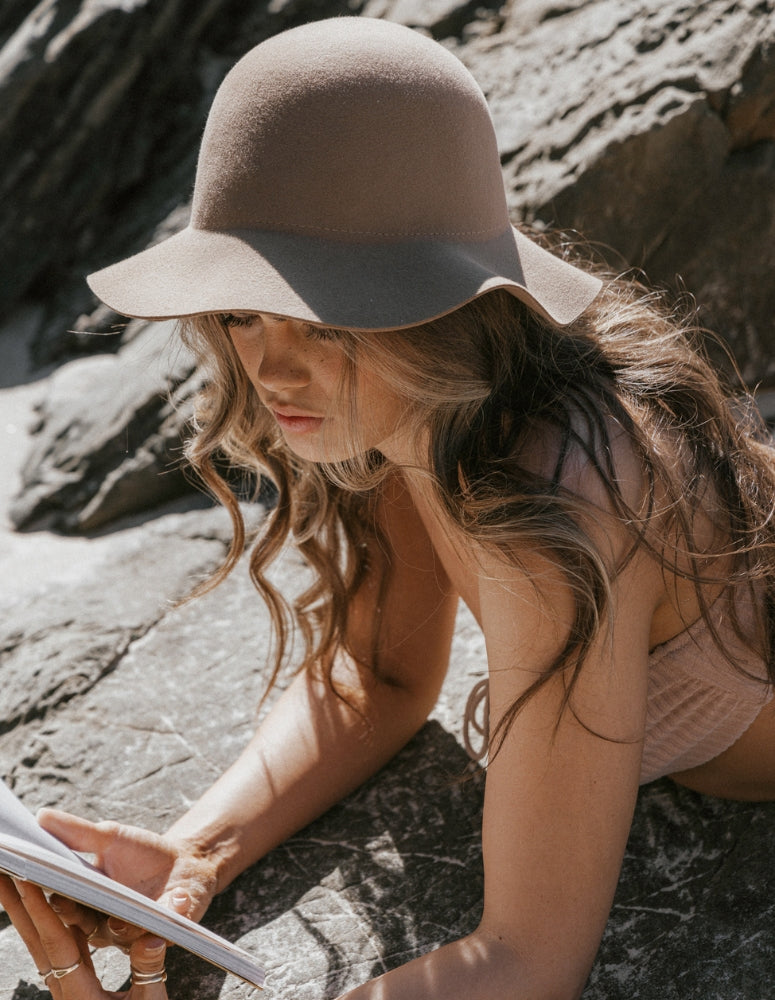 Acacia Drifter Summer Sand